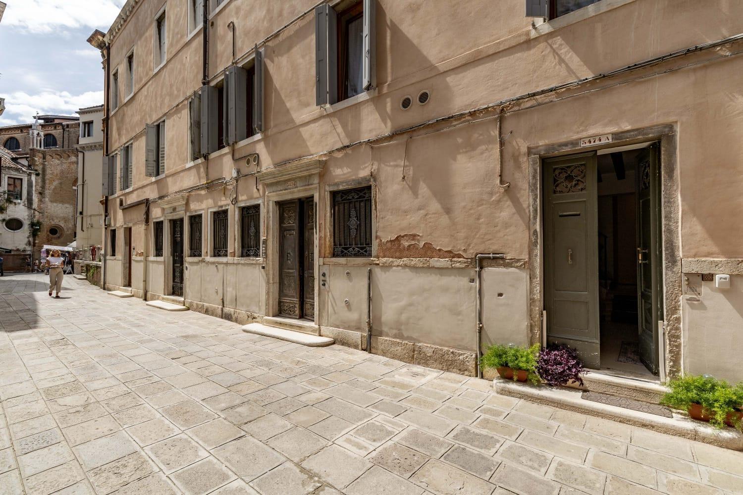 Ca' Pestrin House - San Marco Square Appartamento *