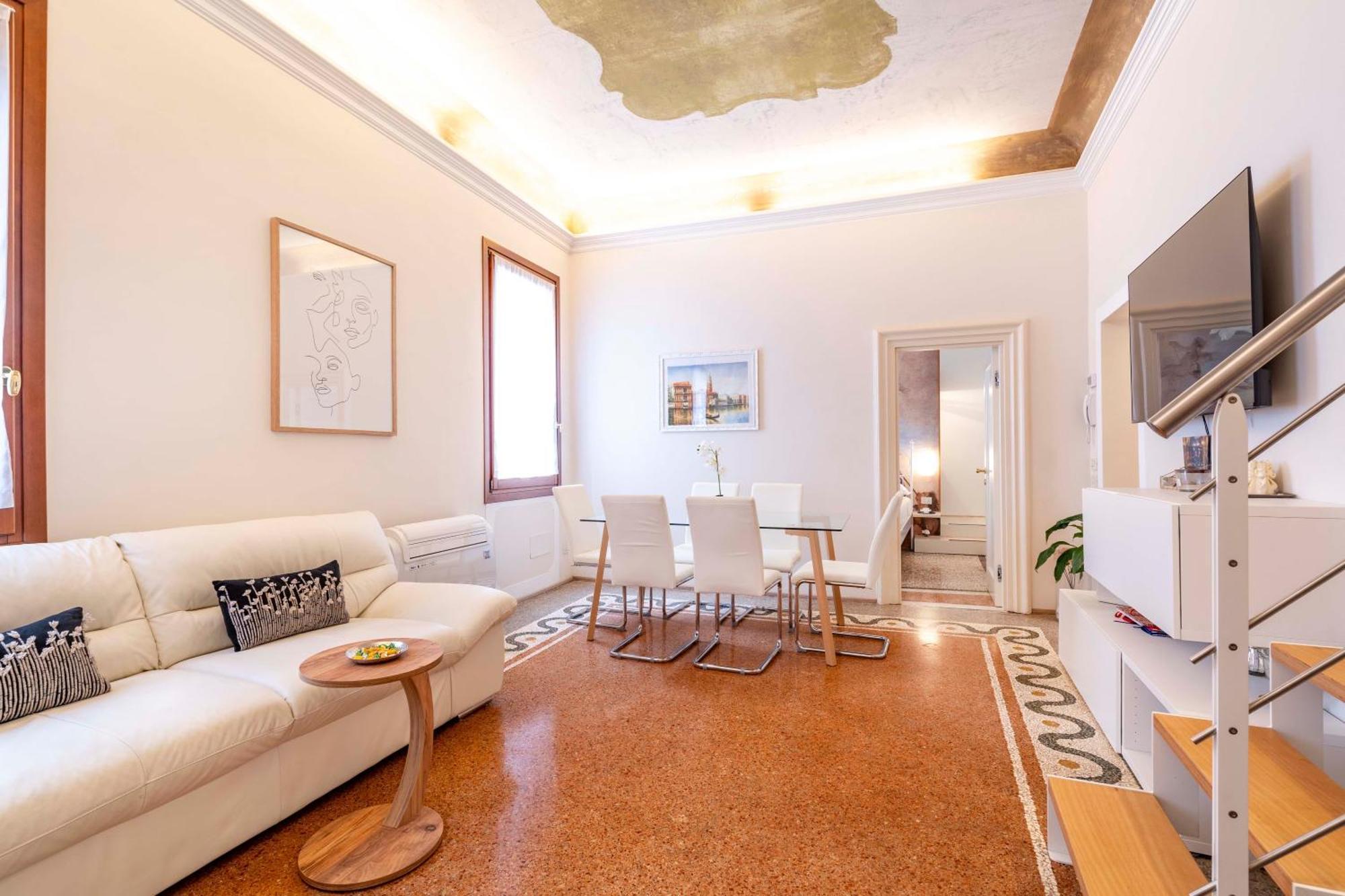 Ca' Pestrin House - San Marco Square Venezia